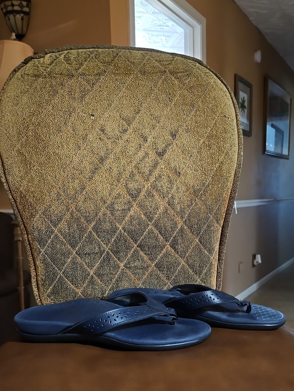 Vionic Tide Perforated Leather Slip On Thong Flip Flops Sandals Shoes Navy Blue